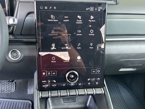 New 2026 GMC Terrain AT4 w/ Technology Package II AWD/4WD image 24