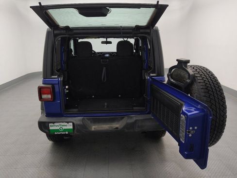 Used 2018 Jeep Wrangler Sport AWD/4WD image 29
