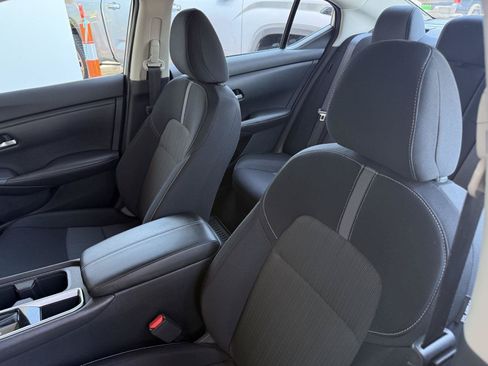 Used 2020 Nissan Sentra SV FWD image 13