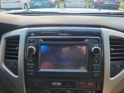 Used 2013 Toyota Tacoma PreRunner image 27