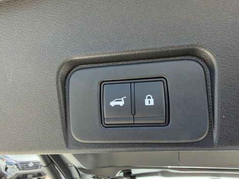 New 2026 Nissan Rogue SV FWD image 31