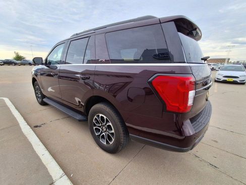 Used 2024 Ford Expedition XL image 6