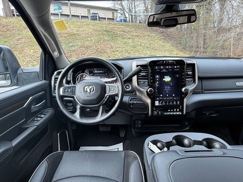 Used 2024 RAM 3500 Laramie image 11