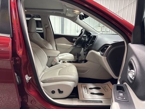 Used 2020 Jeep Cherokee Limited AWD/4WD image 27
