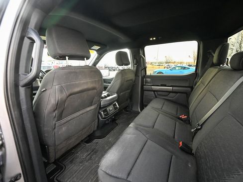 Certified 2022 Ford F150 XLT w/ Equipment Group 302A High image 21