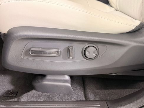 Certified 2026 Honda CR-V EX-L image 12