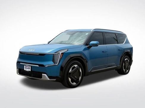 Used 2024 Kia EV9 Land AWD/4WD image 8