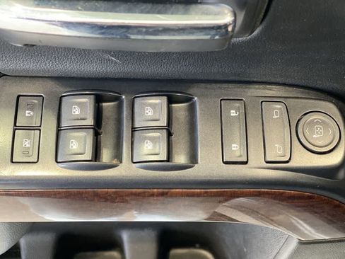 Used 2017 GMC Sierra 3500 SLE image 16