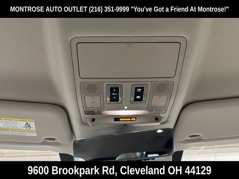 Used 2020 Land Rover Defender 110 First Edition AWD/4WD image 27