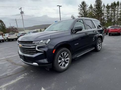 Used 2023 Chevrolet Tahoe LT w/ Luxury Package AWD/4WD image 4