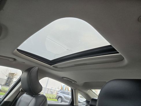 Used 2019 Ford Fusion Energi Titanium image 16