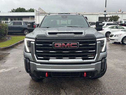 Used 2024 GMC Sierra 2500 AT4 w/ AT4 Premium Plus Package AWD/4WD image 2