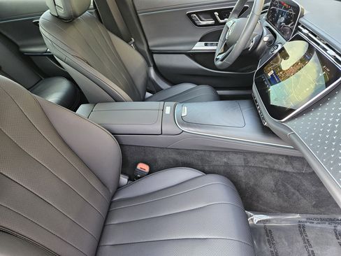 Certified 2025 Mercedes-Benz E 350 Sedan image 9