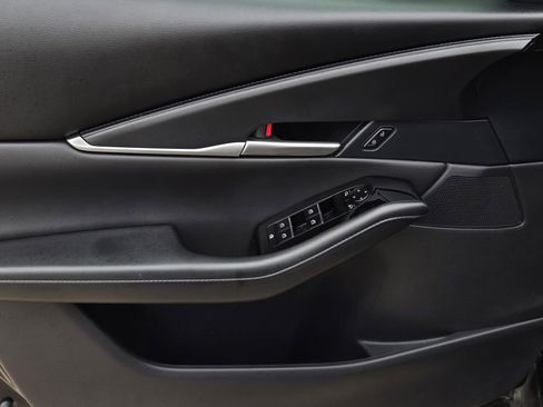 Certified 2024 MAZDA CX-30 AWD 2.5 S w/ Select Sport Pkg image 18