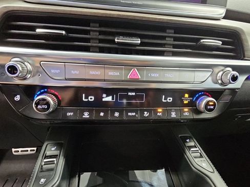 Used 2020 Kia Telluride SX w/ SX Prestige Package AWD/4WD image 18
