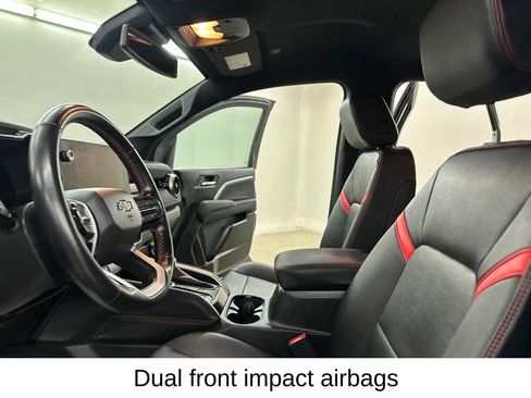 Used 2023 Chevrolet Colorado Z71 w/ Z71 Convenience Package 2 AWD/4WD image 37
