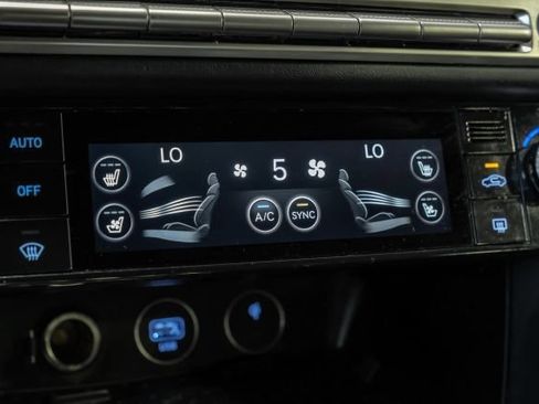 Used 2024 Genesis G70 2.5T w/ Sport Prestige Package RWD image 39