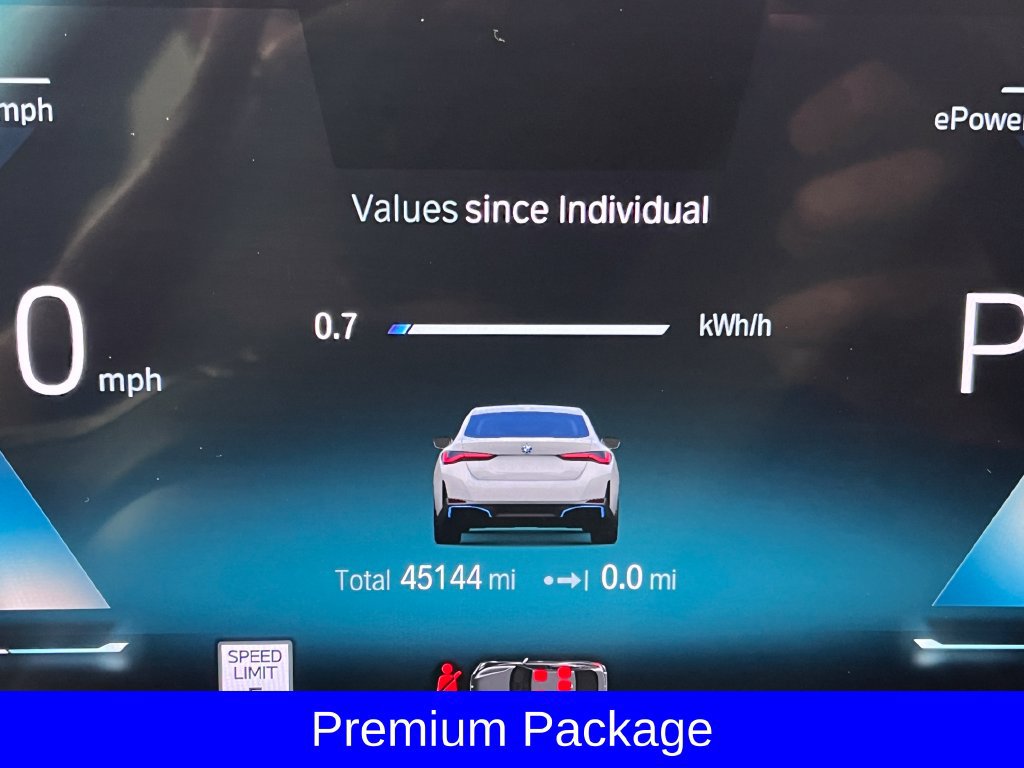 Used 2023 BMW i4 eDrive35 w/ Premium Package RWD image 2