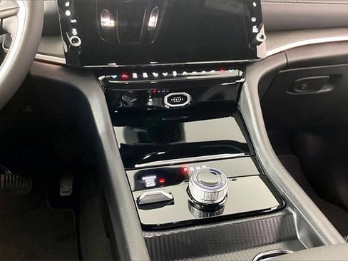 New 2026 Jeep Grand Cherokee L Limited image 7