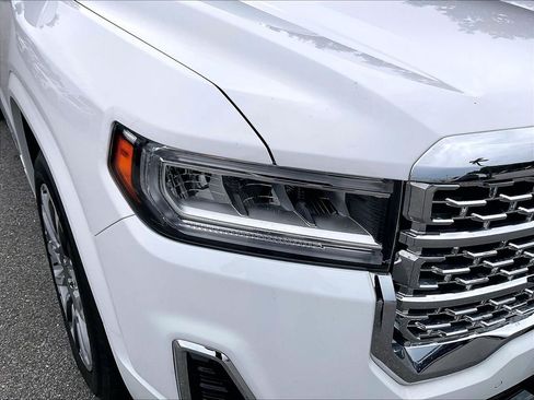 Used 2023 GMC Acadia Denali AWD/4WD image 30