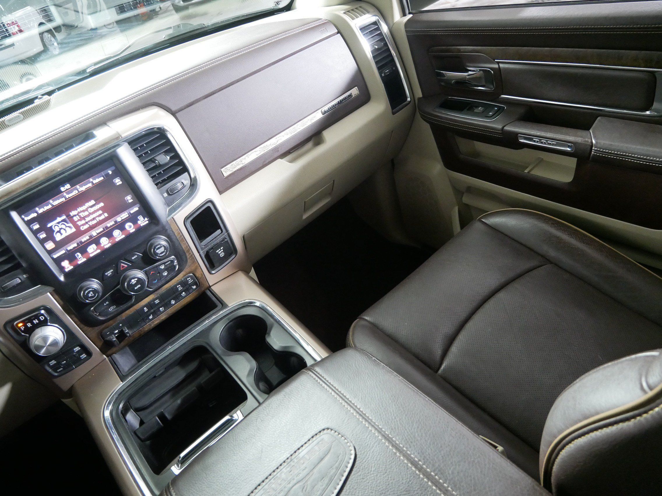 Used 2015 RAM 1500 Laramie Longhorn w/ Convenience Group AWD/4WD image 11