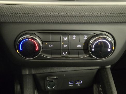 New 2026 Chevrolet TrailBlazer LS w/ LS Convenience Package FWD image 19