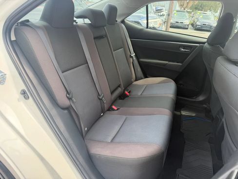 Used 2017 Toyota Corolla LE FWD image 12