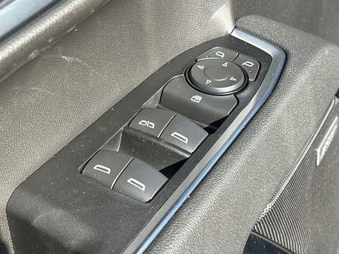 New 2026 GMC Sierra 1500 Elevation image 18