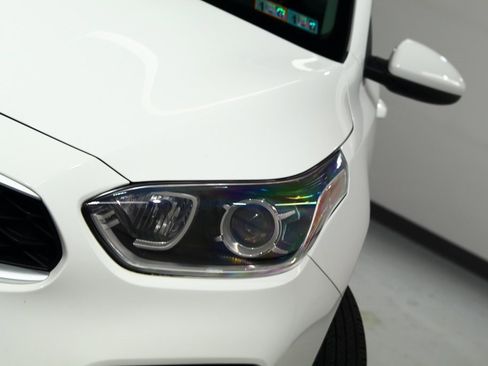 Used 2020 Kia Forte LXS image 7