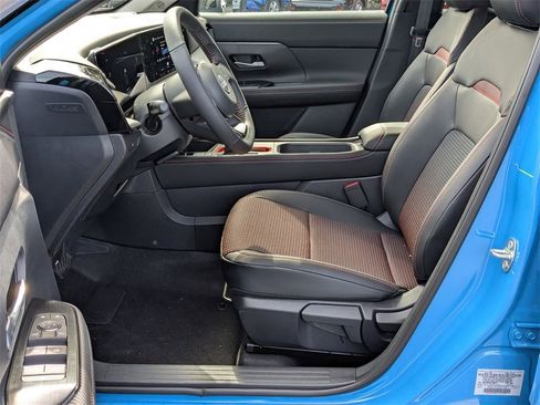 New 2026 Nissan Kicks SR w/ Cold Weather Package image 10