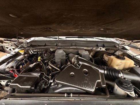 Used 2013 Ford F250 Lariat w/ Snow Plow Prep Pkg image 16