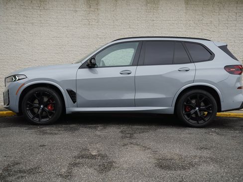 Used 2024 BMW X5 xDrive40i w/ M Sport Package AWD/4WD image 4