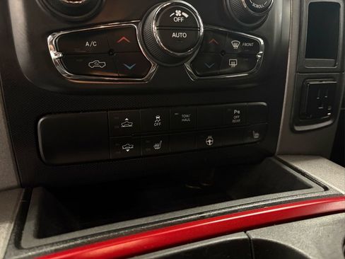 Used 2017 RAM 1500 Rebel AWD/4WD image 26