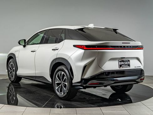 Certified 2024 Lexus RZ 300e Premium w/ Technology Package FWD image 7