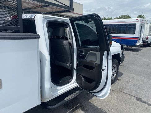 Used 2017 Chevrolet Silverado 3500 W/T w/ WT Fleet Convenience Package AWD/4WD image 26