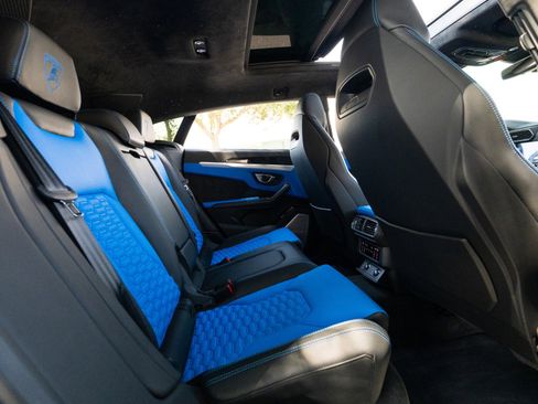 Used 2019 Lamborghini Urus AWD/4WD image 99