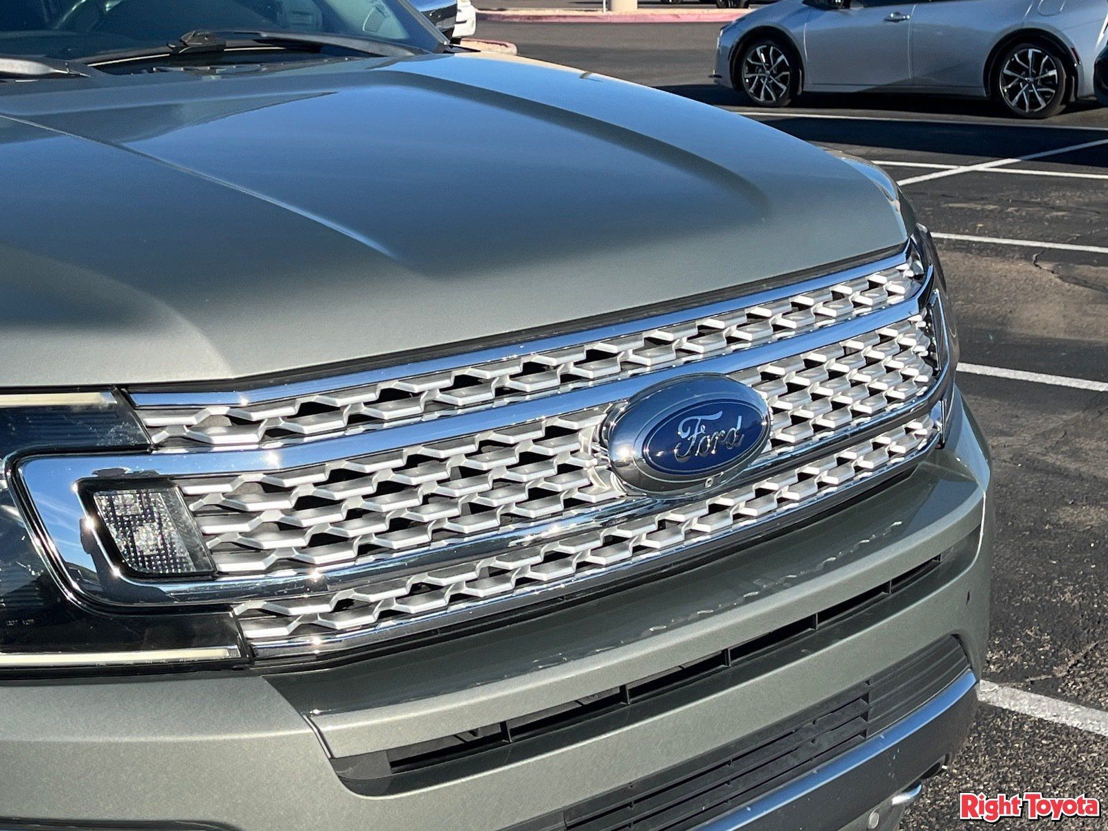 Used 2019 Ford Expedition Max Platinum AWD/4WD image 7
