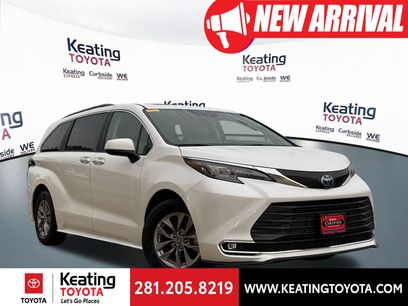 Certified 2024 Toyota Sienna XLE