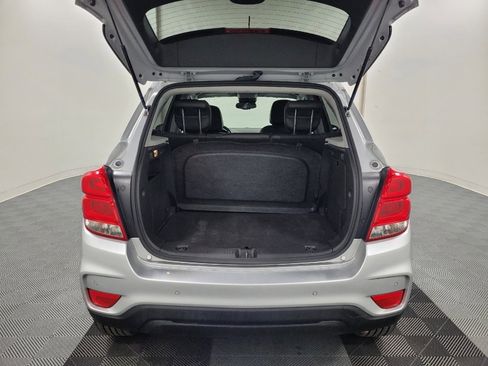 Used 2021 Chevrolet Trax LT w/ Driver Confidence Package AWD/4WD image 29