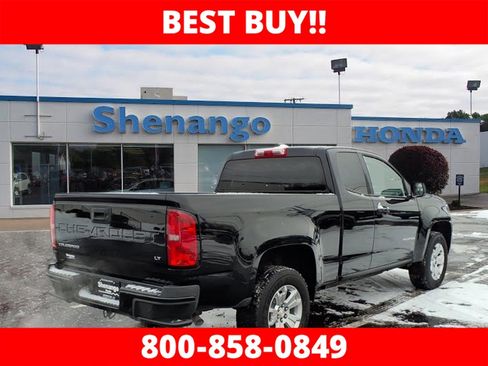 Used 2021 Chevrolet Colorado LT w/ Fleet Safety Package image 3