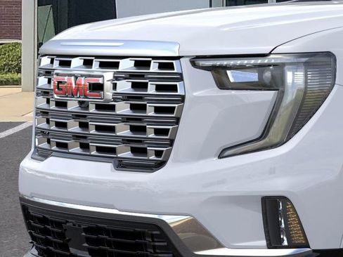 New 2026 GMC Acadia Denali w/ Super Cruise Package image 13