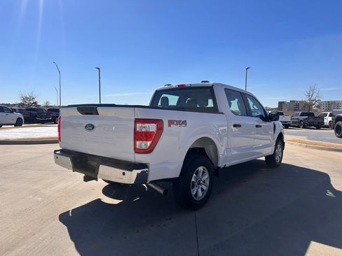 Used 2023 Ford F150 XL w/ Trailer Tow Package image 5