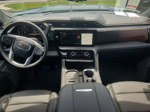New 2026 GMC Sierra 3500 Denali w/ Denali Reserve Package AWD/4WD image 9