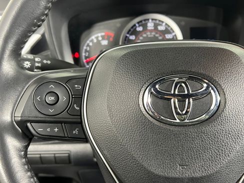 Used 2022 Toyota Corolla SE w/ Carpet Mat Package (TMS) image 11