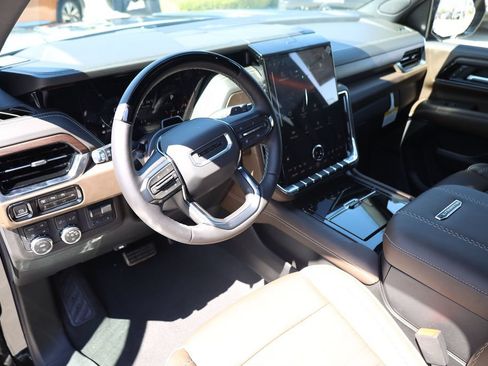 New 2026 GMC Yukon XL Denali Ultimate AWD/4WD image 12