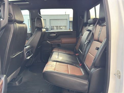 Used 2020 Chevrolet Silverado 2500 High Country w/ Technology Package image 20