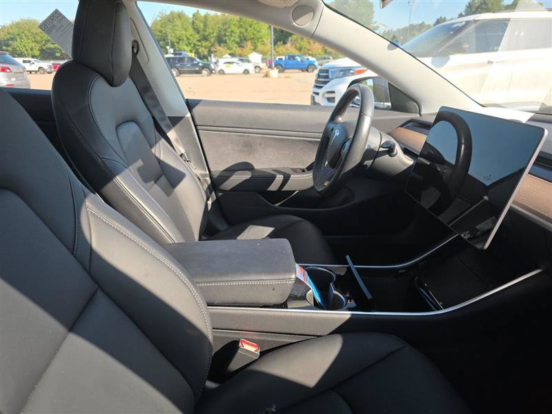 Used 2018 Tesla Model 3 Long Range AWD/4WD image 3