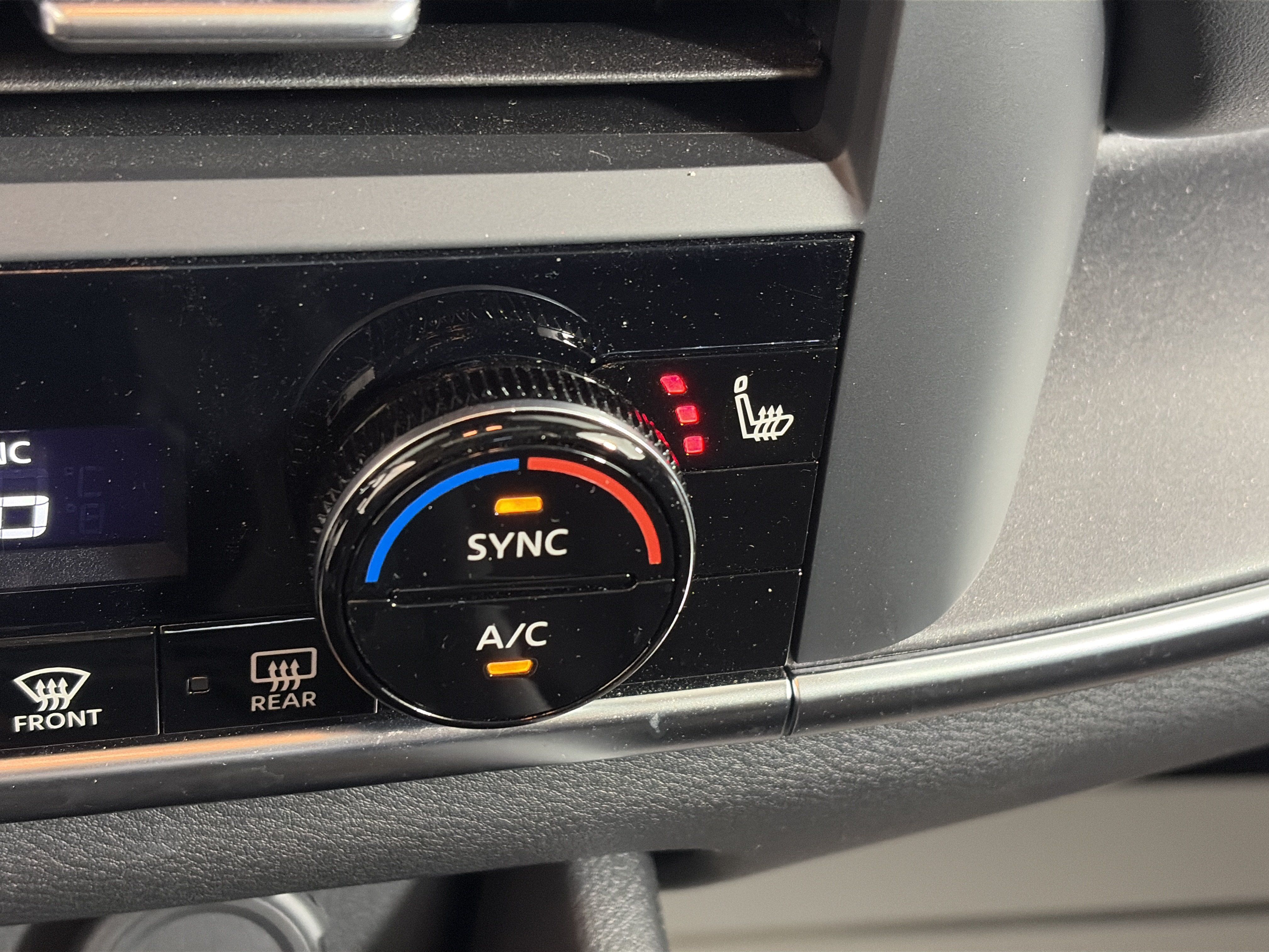 Certified 2023 Nissan Rogue SV w/ SV Premium B Package AWD/4WD image 23