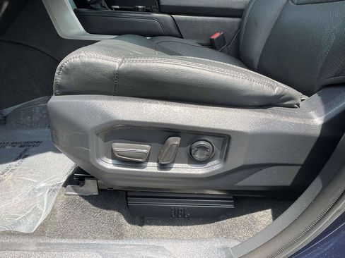 Used 2023 Toyota Tundra Limited AWD/4WD image 22