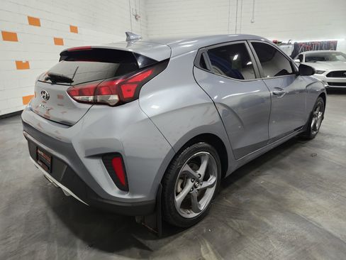 Used 2019 Hyundai Veloster 2.0 image 15